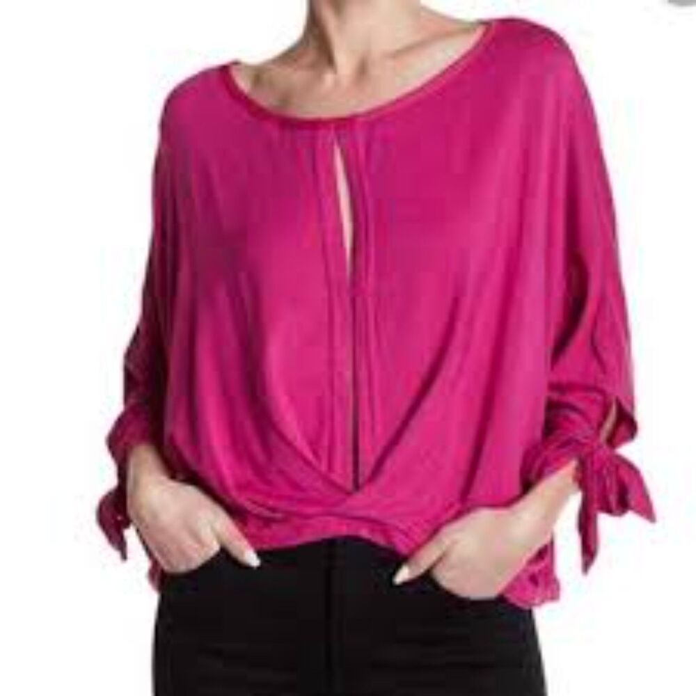 Free People Pink Keepin On Keyhole Front Twist Front Top Large